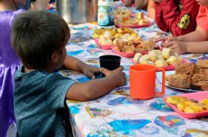 Lee más sobre el artículo Un millón de niños argentinos pierde una comida diaria en un año