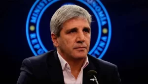 Lee más sobre el artículo Crisis en las reservas: Debut de Caputo y la caída de US$ 102 millones