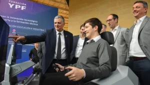 Lee más sobre el artículo Fundación YPF inaugura el primer centro de simulación para educación técnica en Vaca Muerta