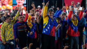 Lee más sobre el artículo Maduro expulsa a embajadores de siete países: Escalada en la crisis diplomática