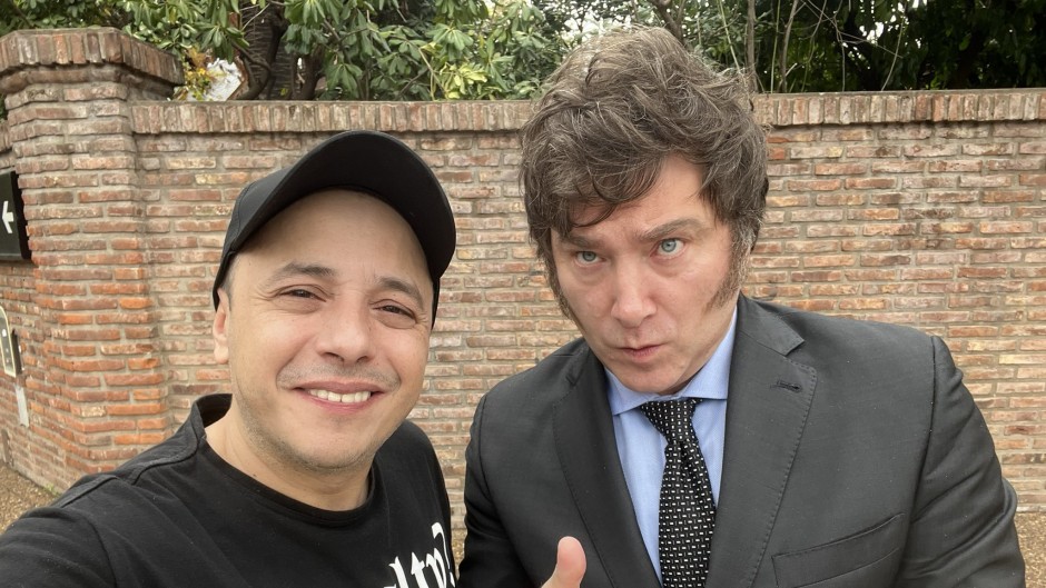 En este momento estás viendo Milei nombra al Dipy en cultura y genera confusión con Daniela Mori