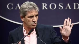 Lee más sobre el artículo Crisis financiera: Caputo sin dólares para controlar la brecha cambiaria