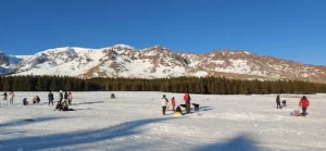 Lee más sobre el artículo El paraíso nevado del norte neuquino que atrae a cientos de turistas