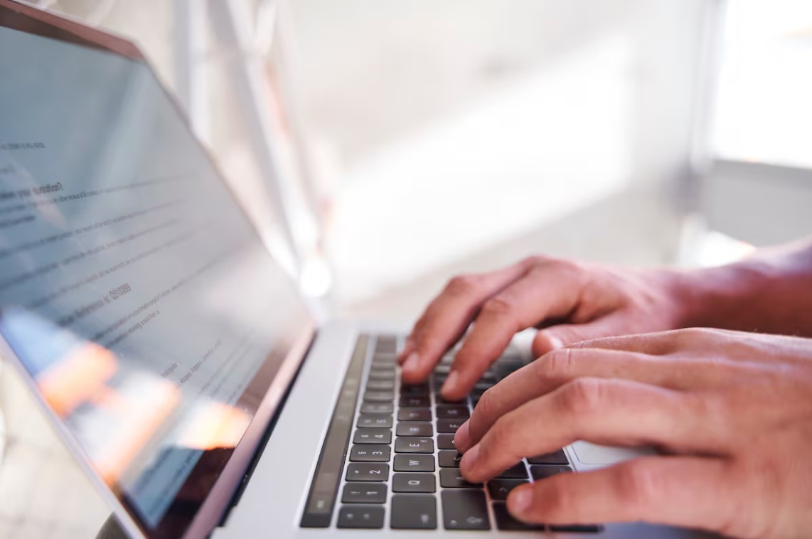 Lee más sobre el artículo El futuro de la escritura: ¿Dictar en lugar de teclear?