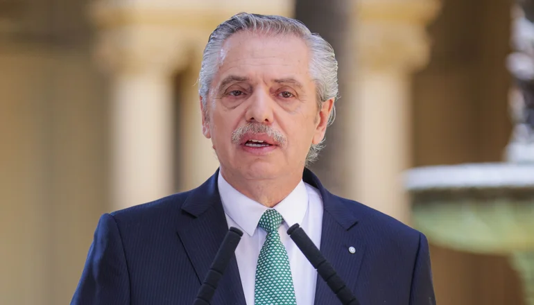 En este momento estás viendo Según el entorno de Alberto Fernandez el ex presidente habría querido quitarse la vida