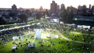 Lee más sobre el artículo Confluencia de Sabores: Neuquén celebra su 120° aniversario con un fin de semana gastronómico y cultural