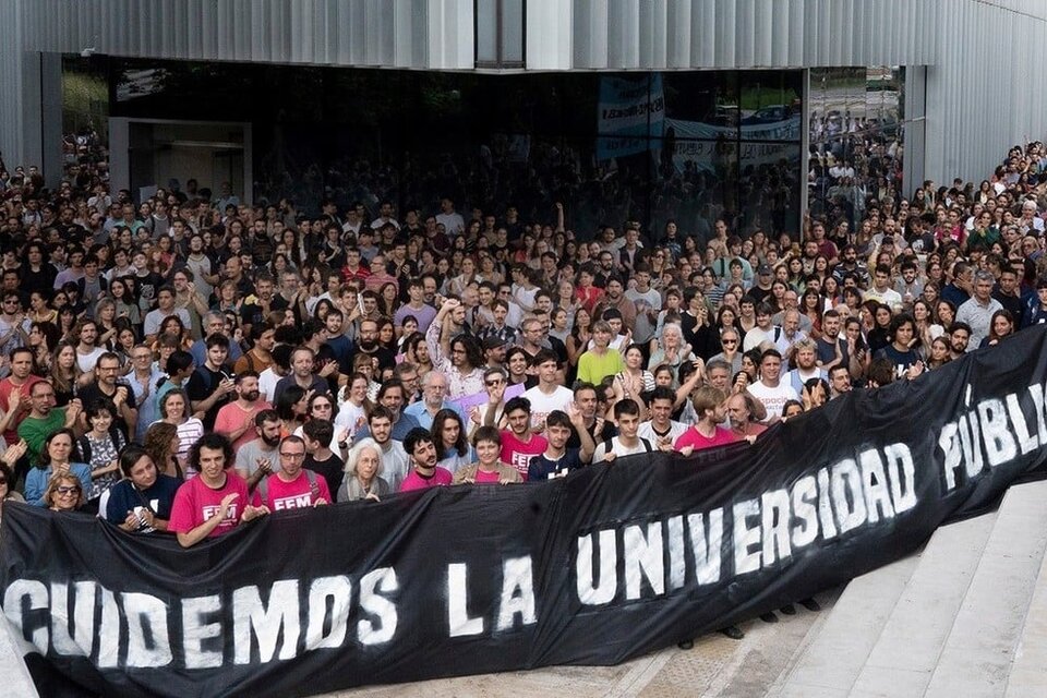 En este momento estás viendo Convocan a una tercera Marcha Federal Universitaria para el 12 de noviembre