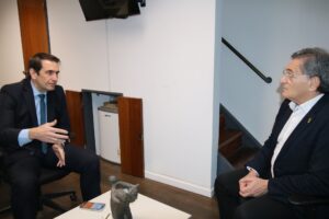 Lee más sobre el artículo Tensión en Vaca Muerta: Conflicto de intereses de Cervi?