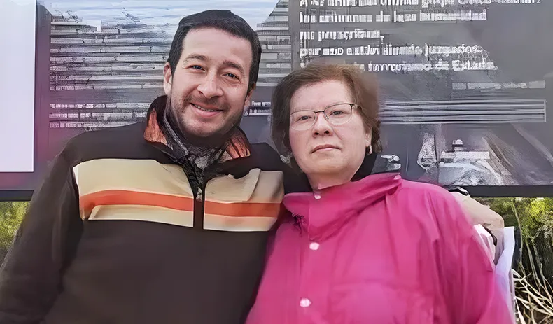 Lee más sobre el artículo Detienen al militante de HIJOS por el asesinato de su madre en un giro inesperado del caso