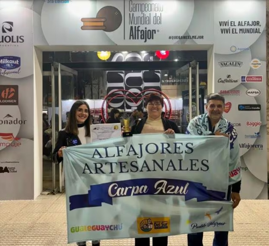 Lee más sobre el artículo Una familia entrerriana conquista el Campeonato Mundial del Alfajor 2024 con su receta artesanal