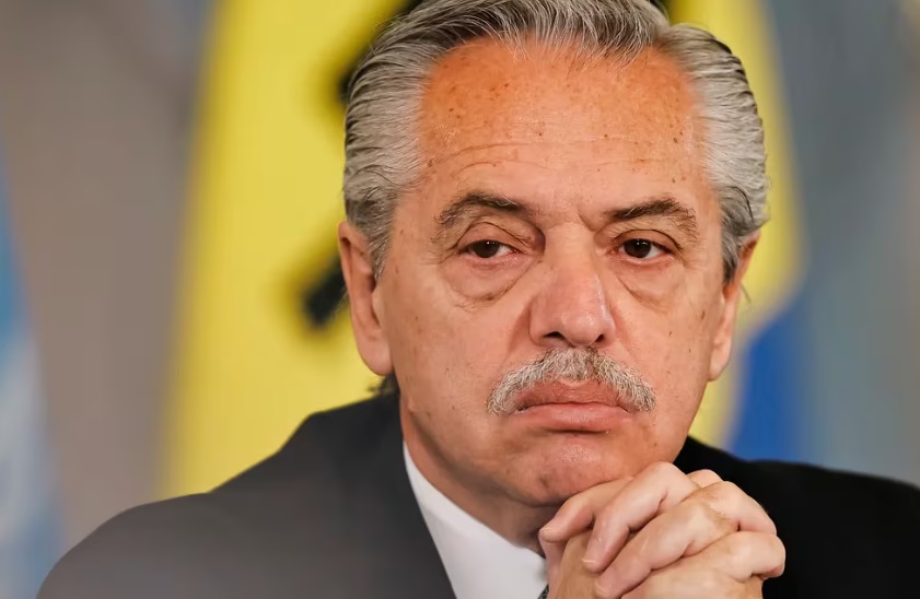 En este momento estás viendo El PRO busca quitarle la pensión y custodia a Alberto Fernández tras denuncia de Fabiola Yáñez