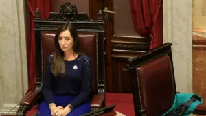 Lee más sobre el artículo Victoria Villarruel arremete contra Fabiola Yañez