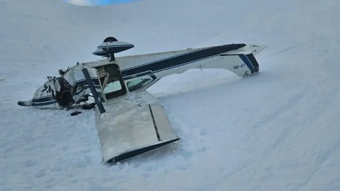 En este momento estás viendo Accidente aéreo en el Cerro Chapelco deja heridos de levedad