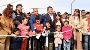 Lee más sobre el artículo Inauguración de barrios en Neuquén: Mariano Gaido y Rolando Figueroa presentan nuevas urbanizaciones