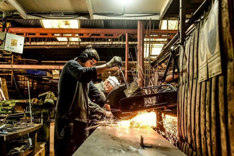 Lee más sobre el artículo Caída del 10,5% en ventas minoristas pyme en agosto profundiza la crisis del sector