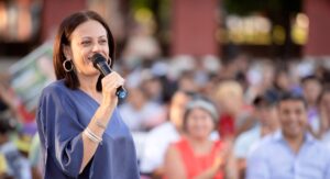 Lee más sobre el artículo Mercedes Lamarca presenta su libro en la Feria Internacional del Libro de Neuquén