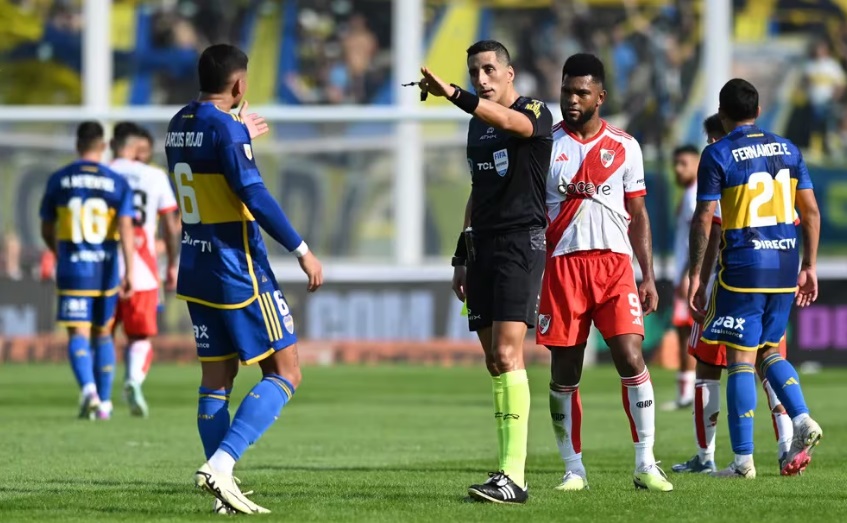 En este momento estás viendo Confirmado el día y hora del superclásico entre Boca Juniors y River Plate