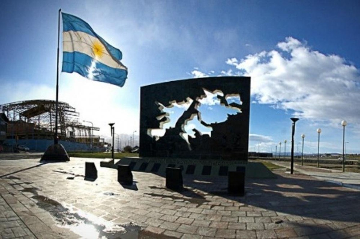 Lee más sobre el artículo Reino Unido: soberanía de islas Malvinas «no es negociable»