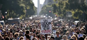 Lee más sobre el artículo Nueva estrategia para el financiamiento universitario en Argentina tras el veto presidencial