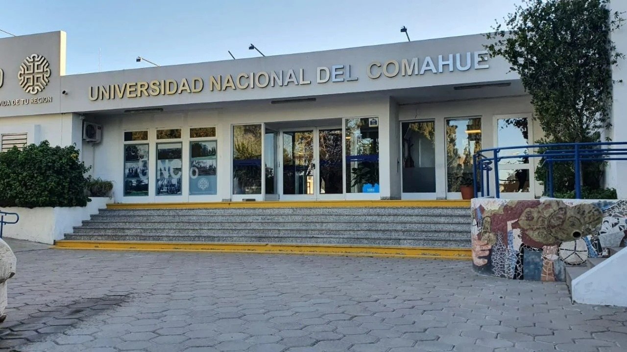 En este momento estás viendo Silvia Brouchoud: «La Universidad del Comahue liderará la movilización en defensa de la educación pública»