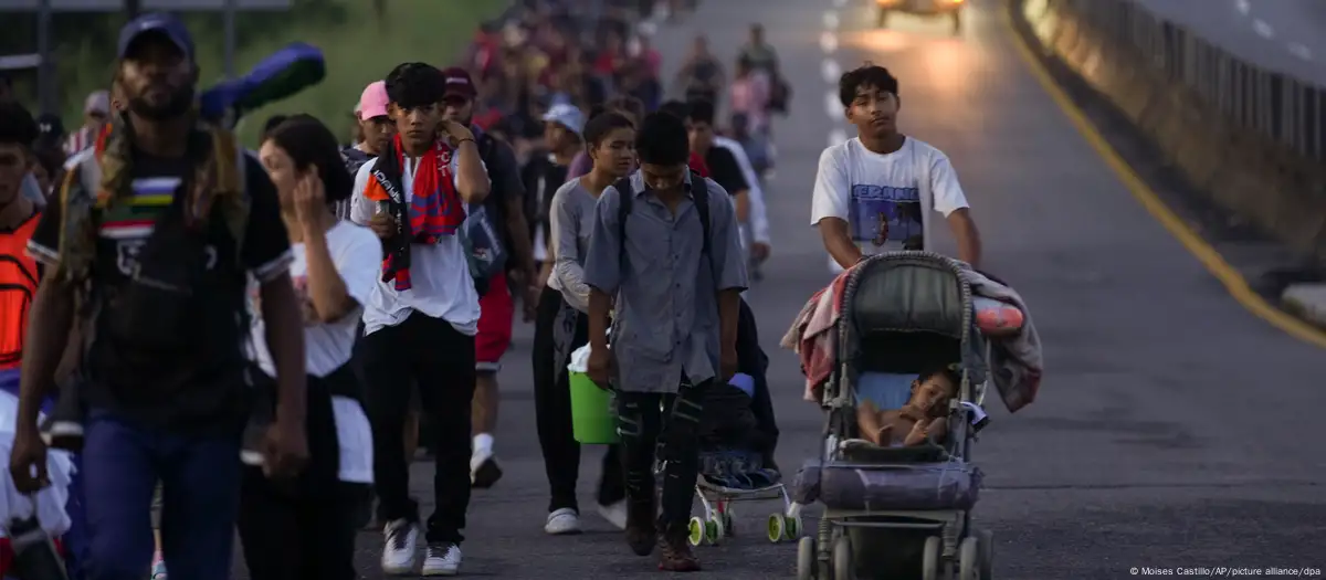 Lee más sobre el artículo Trump y su «absurda» promesa de deportaciones masivas