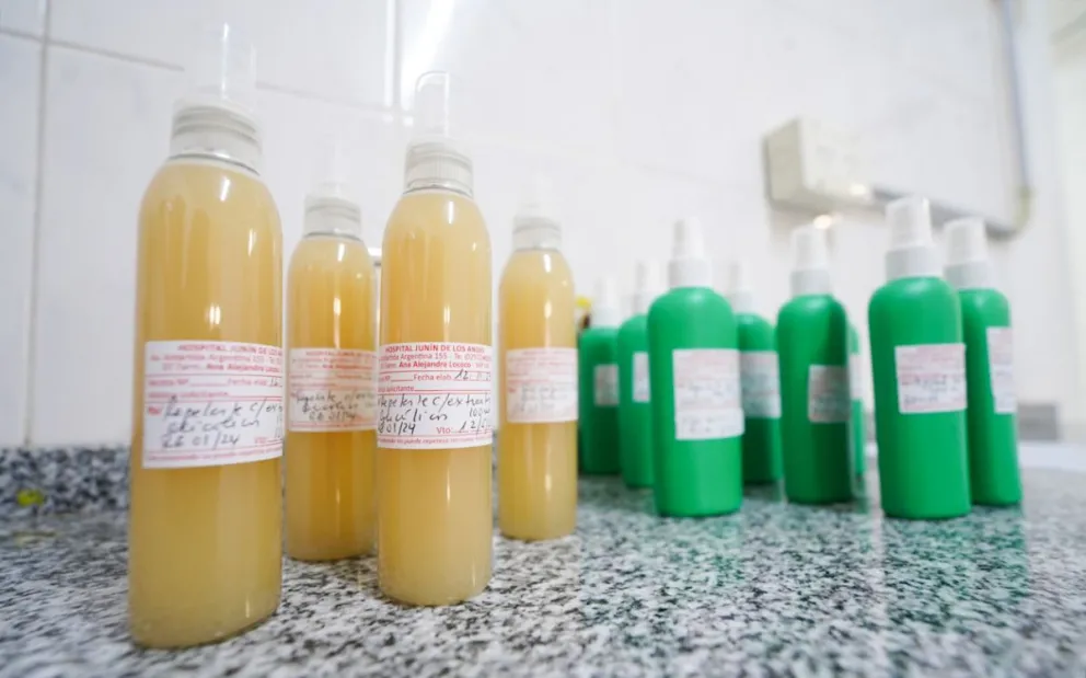 Lee más sobre el artículo Dengue: Neuquén ya comenzó a producir su propio repelente
