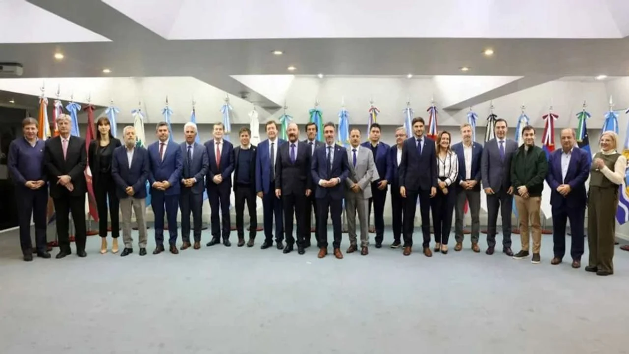 Lee más sobre el artículo Reunión de gobernadores exige a Milei más fondos y justicia fiscal: coparticipación a debate