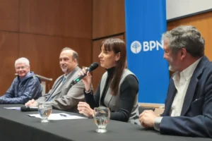 Lee más sobre el artículo Esquiar en tiempos difíciles: Neuquén apuesta al invierno con descuentos propios