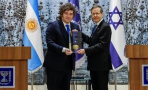 Lee más sobre el artículo Israel premió a Milei y la política exterior argentina volvió a quedar expuesta