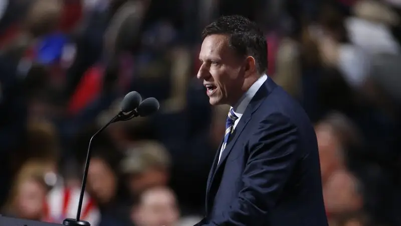 Peter Thiel, el espejo ideológico donde el mileísmo se mira