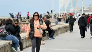 Lee más sobre el artículo Más turistas, menos consumo: Semana Santa expone el nuevo mapa del ajuste