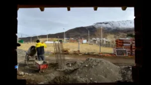 Lee más sobre el artículo Neuquén quiere correr a los bancos del sueño de la casa propia