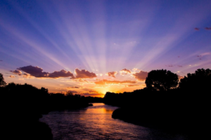 Lee más sobre el artículo Tercer PuenteAmanece que no es poco: lunes 6 de abril