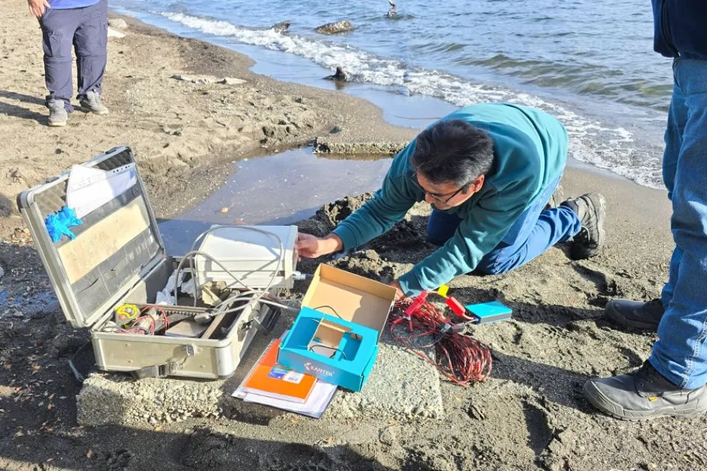 Villa La Angostura revisa su sistema de agua antes de que falte