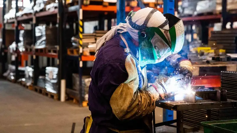 En este momento estás viendo Las máquinas no arrancan: la industria vuelve a caer y se aleja la promesa de recuperación