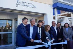 Lee más sobre el artículo Un pedazo de Copahue en la ciudad: Neuquén inauguró su nuevo centro termal
