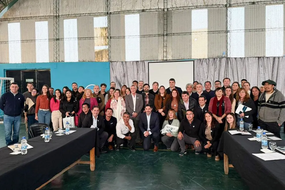 En este momento estás viendo Tricao Malal reunió al turismo del norte neuquino en un encuentro clave para pensar desarrollo regional