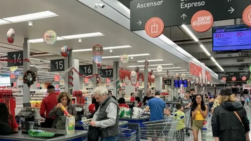 El consumo sigue sin recuperarse y registró una nueva caída en mayo