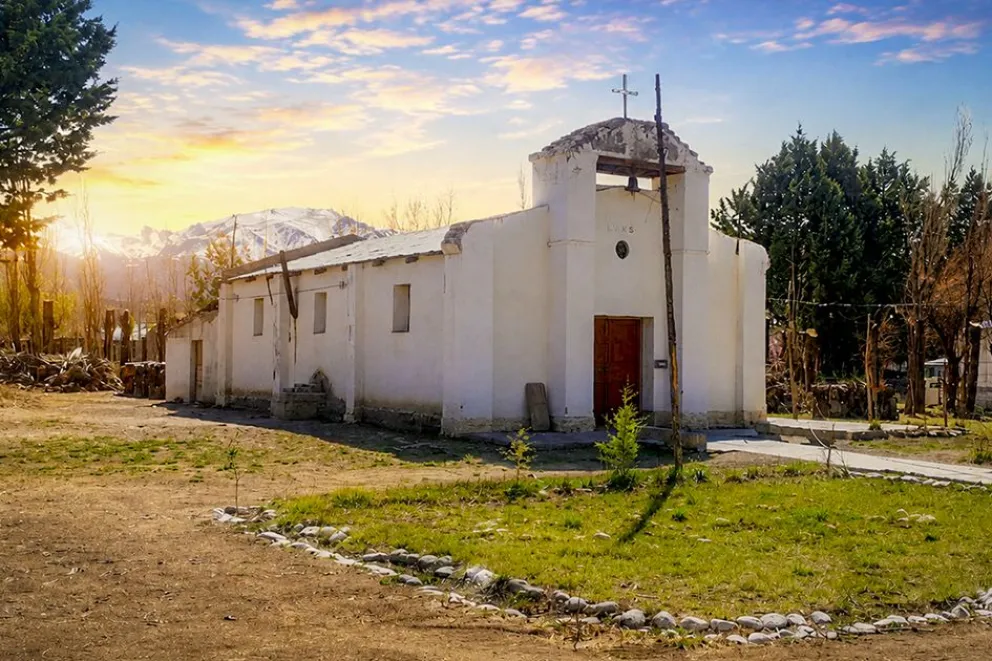 Ruta de la Fe: la Capilla San José resguarda la historia y las tradiciones de Villa Curi Leuvú
