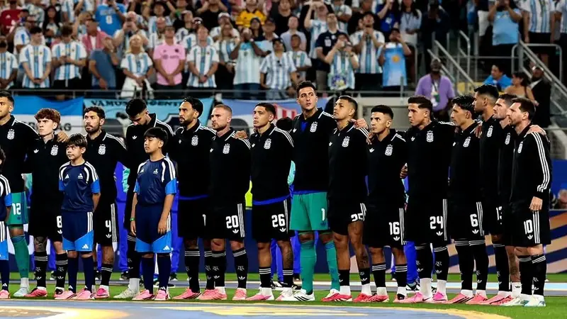 Argentina recupera titulares y ya piensa en Cabo Verde por los 16avos del Mundial