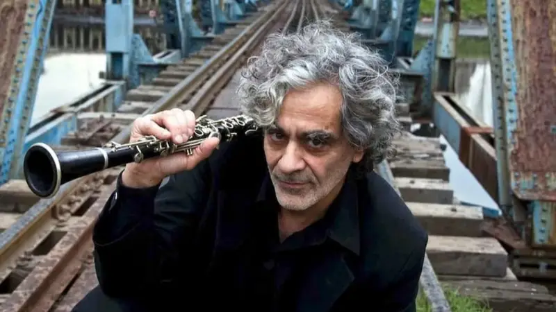 En este momento estás viendo Murió Daniel Melingo, referente del rock y el tango argentino, a los 68 años