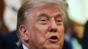 Lee más sobre el artículo Se intensifican los ataques entre Estados Unidos e Irán mientras Trump asegura que continúan los contactos diplomáticos