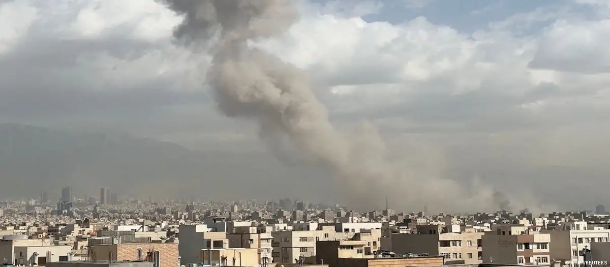 En este momento estás viendo Estados Unidos intensificó sus ataques sobre Irán y bombardeó infraestructura clave en el sur del país
