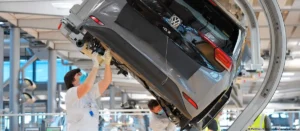 Lee más sobre el artículo Volkswagen analiza eliminar otros 50.000 empleos en una nueva etapa de su reestructuración