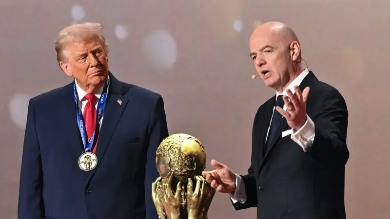 En este momento estás viendo La FIFA descubrió los tiempos muertos: el Mundial se juega cada vez más en idioma estadounidense