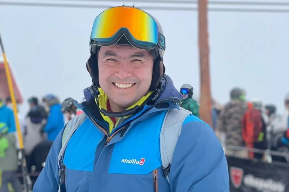 En este momento estás viendo De la industria petrolera al turismo de nieve: la apuesta de un emprendedor por el futuro de Copahue