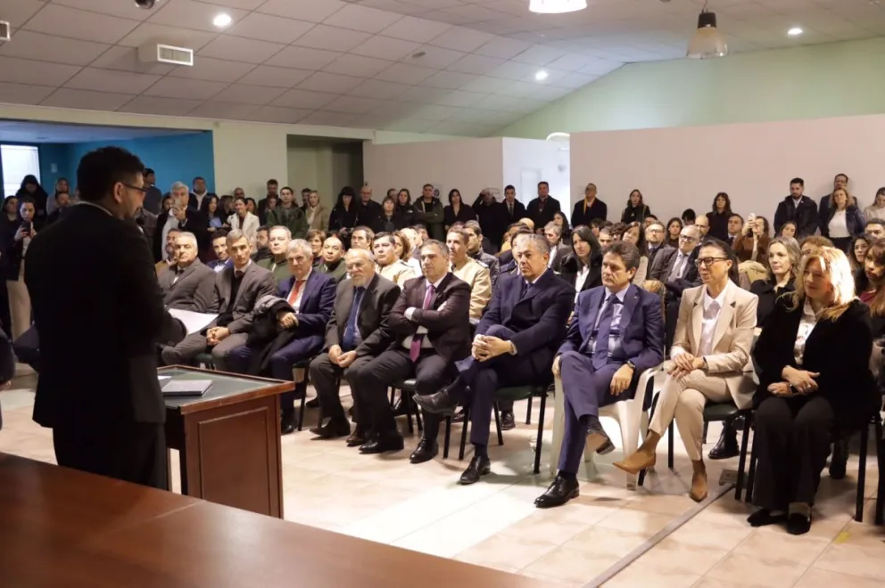 Un nuevo juez para la Justicia Federal de Neuquén, en un acto con mensaje institucional