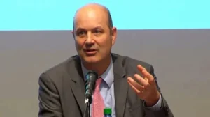 Lee más sobre el artículo El Gobierno impulsa una amplia reforma para desregular sectores clave de la economía