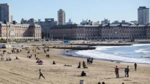 Lee más sobre el artículo El turismo receptivo sostuvo la temporada de invierno, pero volvió a caer el turismo interno