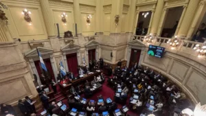 Lee más sobre el artículo El Senado acelera los nombramientos judiciales de Milei mientras la mora familiar entra en la agenda